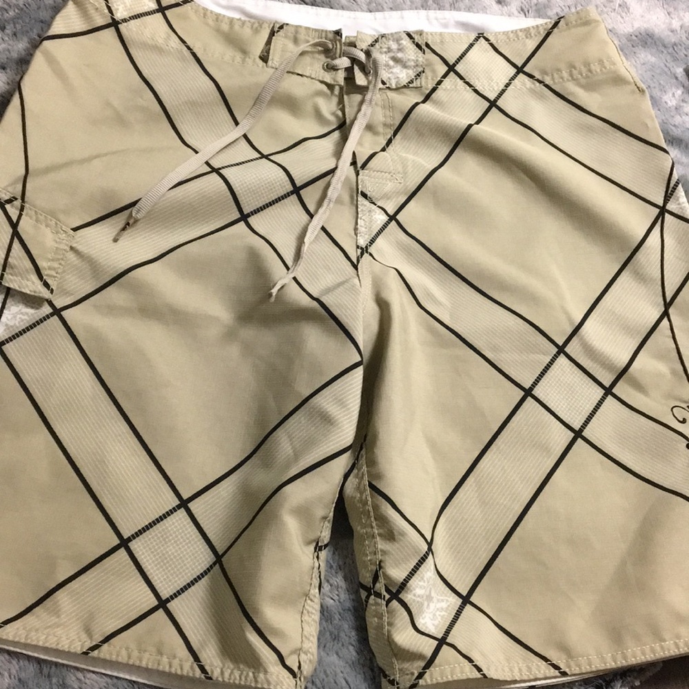 Quicksilver trunks - Picture 1 of 5